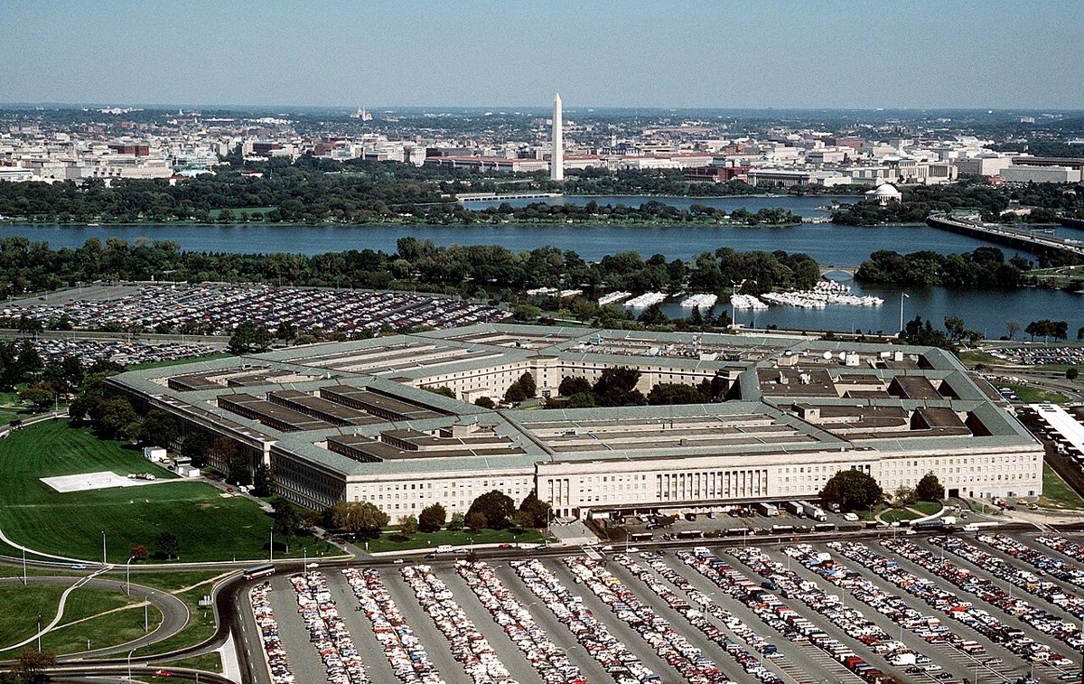 Washington'daki Pentagon binasının havadan görünümü